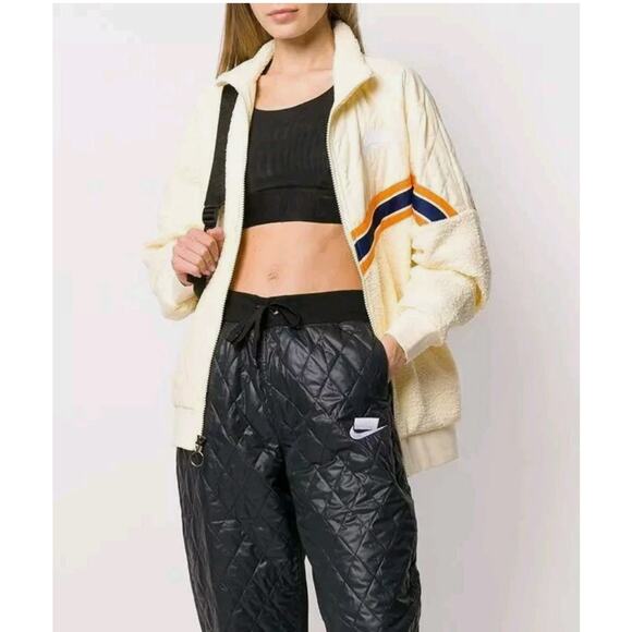 Nike Sherpa Loose Fit Oversized Full Zip Track Jacket Cream Women Sz XS - Picture 10 of 11